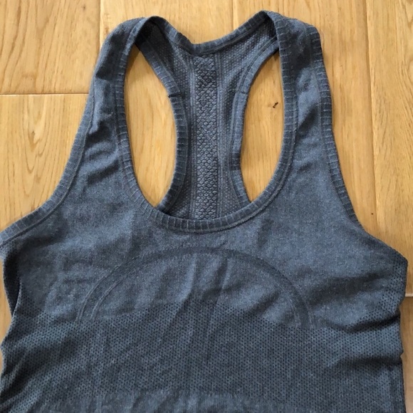Lululemon swiftly tank top sz 4 - Picture 2 of 5